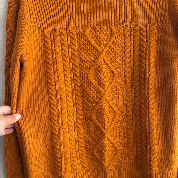 St. John's Bay Rust Crew Neck Cable Knit Sweater M - Picture 5 of 8